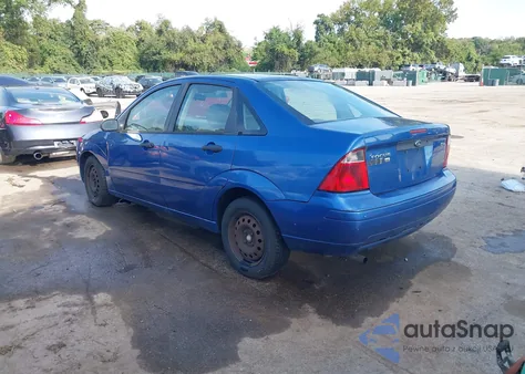 2005 Ford Focus Zx4 из США, поврежденный, VIN 1FAHP34N35W310644